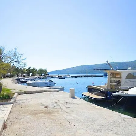Ana Poljica (Trogir)